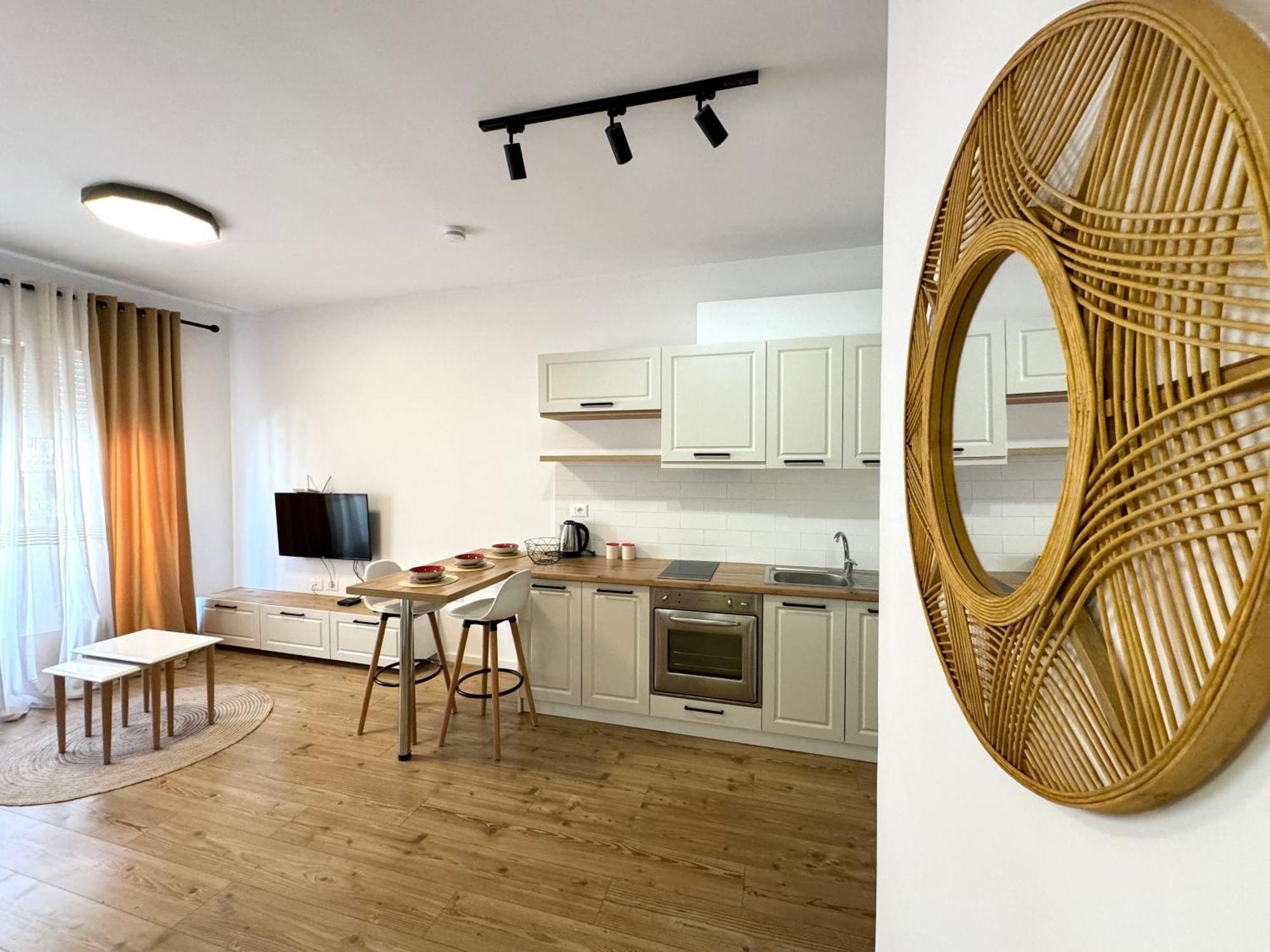 Apartment In The Heart Of Old Bazaar, Tirana - Hana Apartments Eksteriør bilde